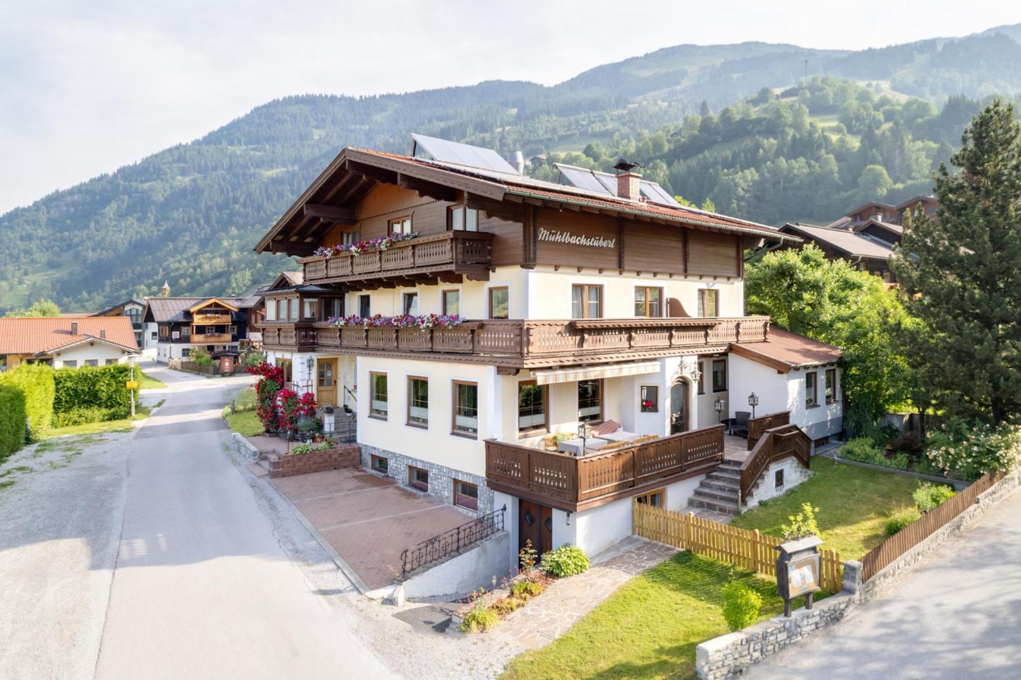 Am Muhlbach - Einfach Sein Mit Gemeinschaftskuche Und Freien Eintritt In Das Solarbad Dorfgastein Eksteriør billede