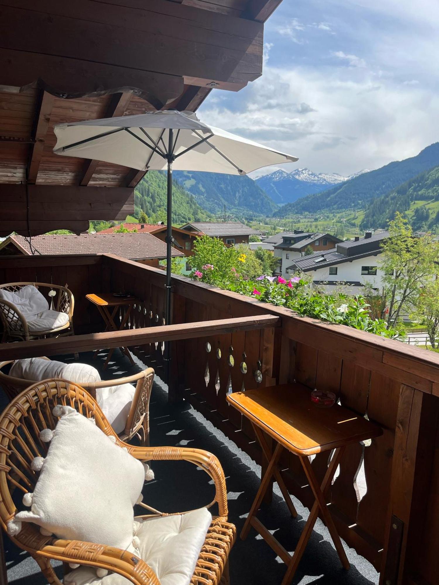 Am Muhlbach - Einfach Sein Mit Gemeinschaftskuche Und Freien Eintritt In Das Solarbad Dorfgastein Eksteriør billede